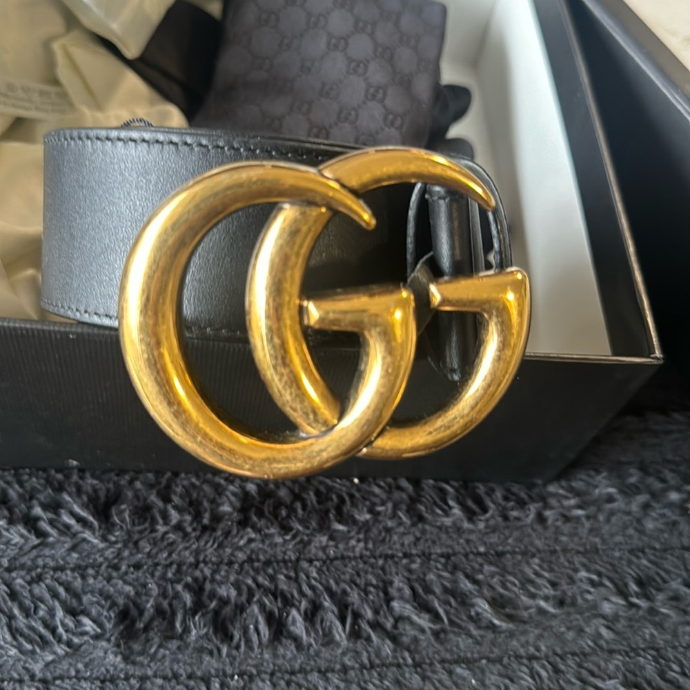 Nice Gucci belt
